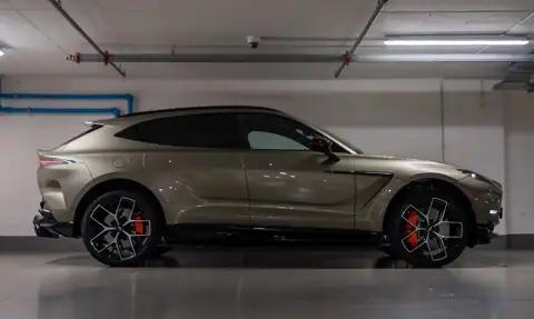 Aston Martin DBX 707 — 3