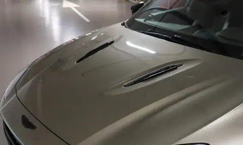 Aston Martin DBX 707 — 9