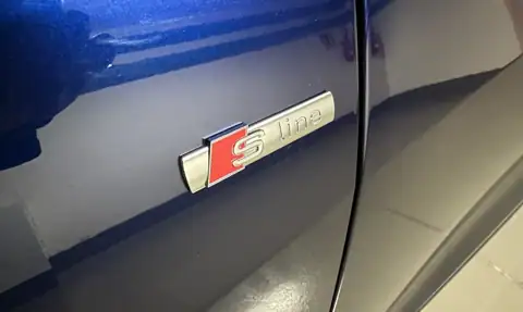 Audi Q8 55 TFSIe Sport — 8