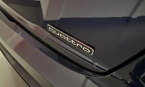 Audi Q8 55 TFSIe Sport — 9