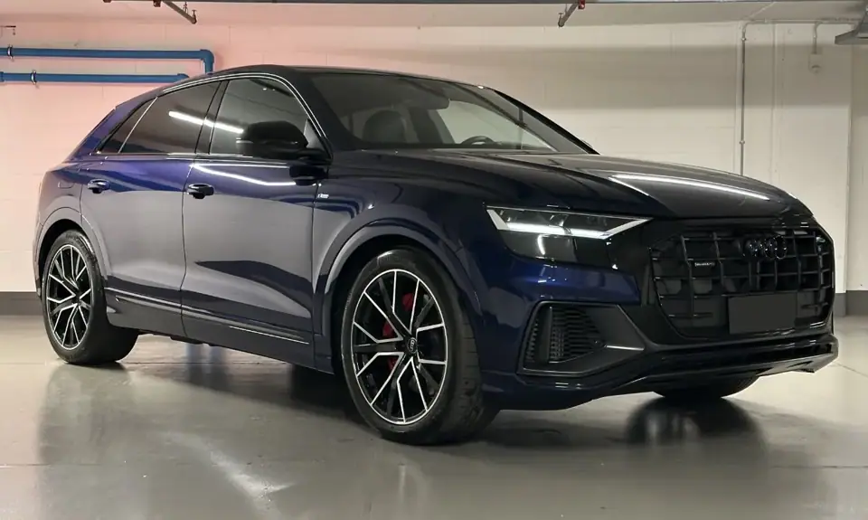 Audi Q8 55 TFSIe Sport