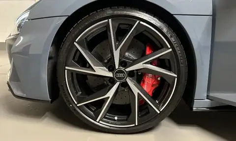 Audi R8 Spyder Performance — 12