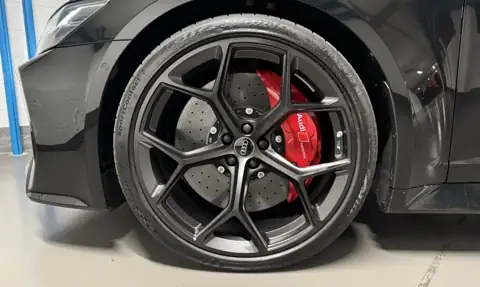 Audi RS6 Avant Performance — 10