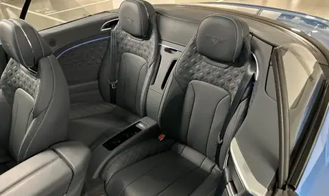 Bentley Continental GTC — 24