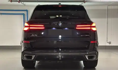 BMW X5 xDrive 30D — 5