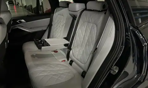 BMW X5 xDrive 30D — 19