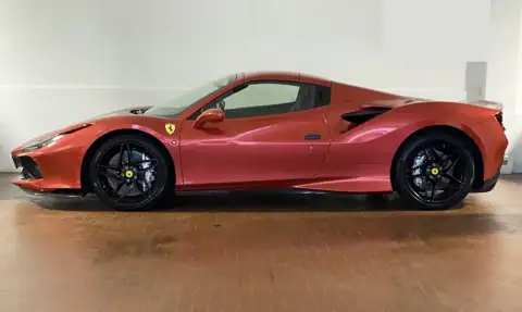Ferrari F8 Spider — 6