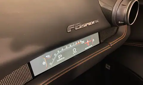 Ferrari F8 Spider — 15
