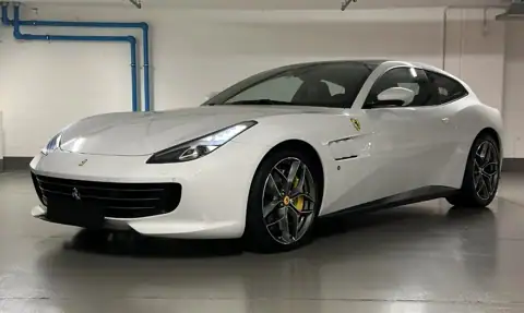 Ferrari GTC4 Lusso T — 7