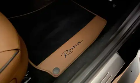 Ferrari Roma — 23