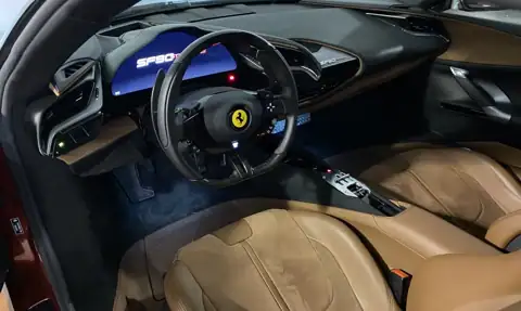 Ferrari SF90 Stradale — 14