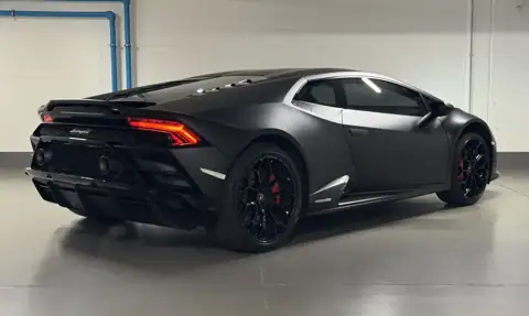 Lamborghini Huracán EVO Coupé — 4