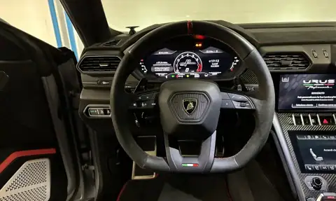 Lamborghini Urus Performante — 12