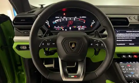 Lamborghini Urus SE — 15