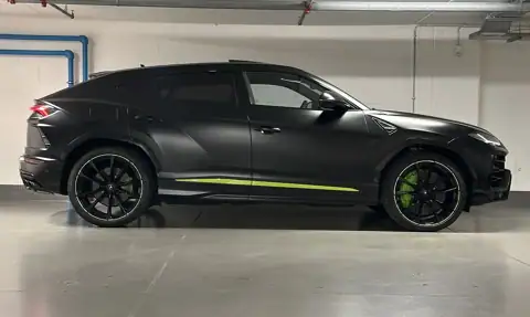 Lamborghini Urus — 1