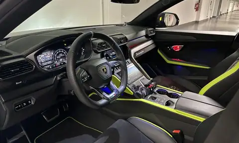 Lamborghini Urus — 9