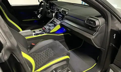 Lamborghini Urus — 11