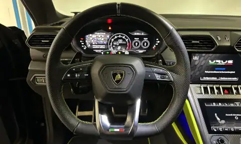 Lamborghini Urus — 12