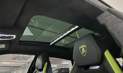 Lamborghini Urus — 17