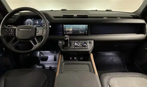 Land Rover Defender 110 X-Dynamic SE — 14