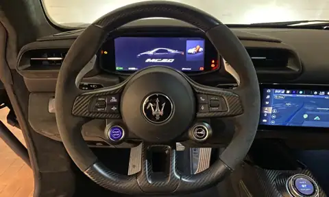 Maserati MC20 — 18