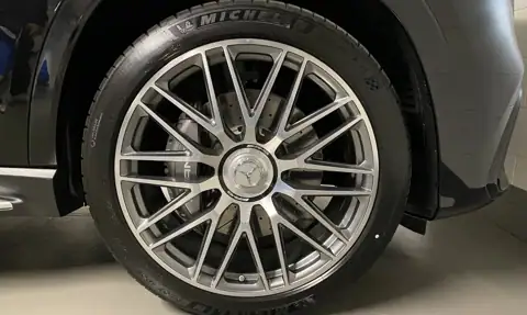 Mercedes GLS 63 AMG 4Matic+ — 12