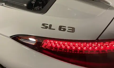 Mercedes SL63 AMG Roadster — 10