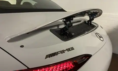 Mercedes SL63 AMG Roadster — 11
