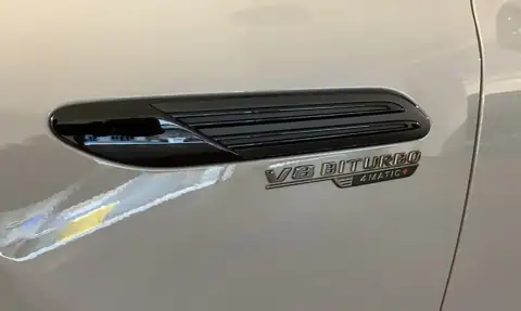 Mercedes SL63 AMG Roadster — 12
