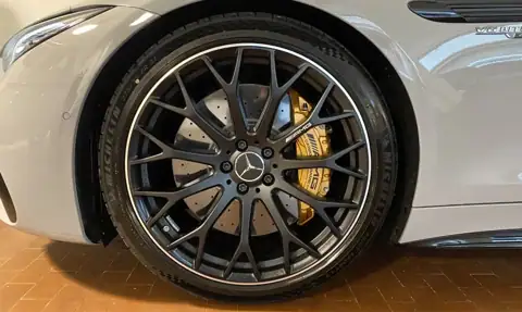 Mercedes SL63 AMG Roadster — 16