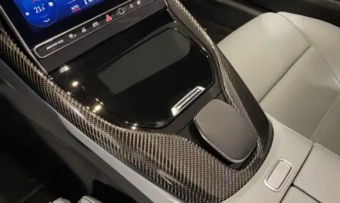 Mercedes SL63 AMG Roadster — 27