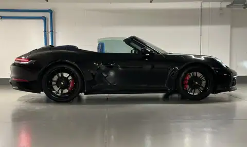 Porsche 911 992 Carrera 4 GTS Cabriolet — 3