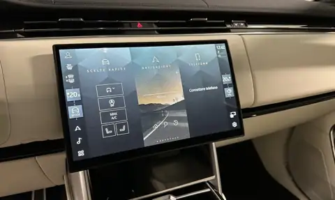 Range Rover LWB HSE D350 Long — 17