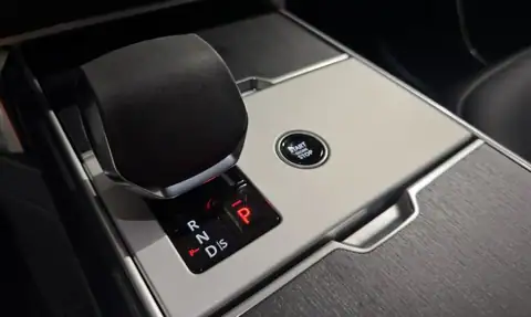 Range Rover Vogue HSE D250 — 12