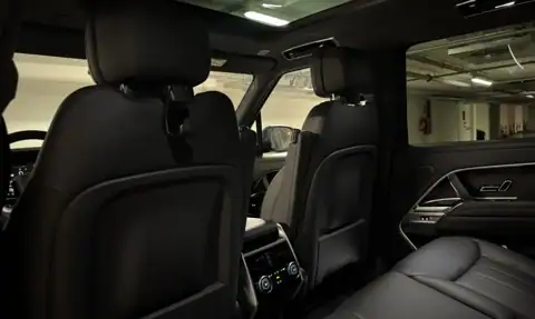 Range Rover Vogue HSE D250 — 16