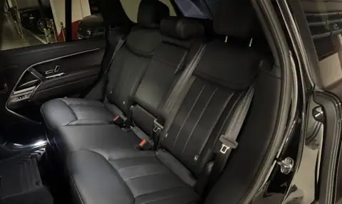 Range Rover Vogue HSE D250 — 17