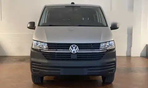 Volkswagen Transporter — 2