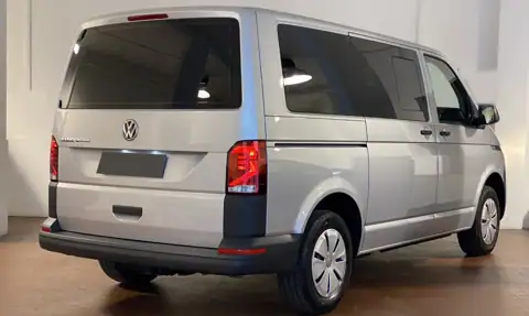 Volkswagen Transporter — 3